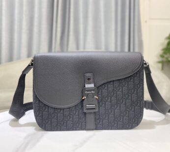 Saddle Messenger Bag with Flap Black Dior Oblique Jacquard