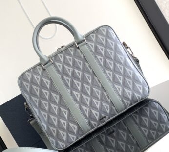 Zipped Briefcase Gray CD Diamond Canvas