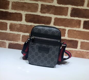 GG Supreme Messenger Bag