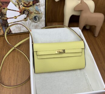 Kelly To Go Hermes Chevre Mysore Epsom Bag