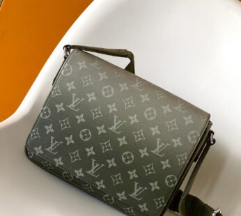 Louis Vuitton District PM Monogram Other Bag