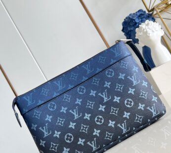 Louis Vuitton Pochette Voyage Souple Monogram Other Bag