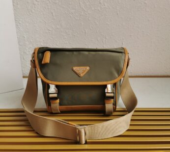 Re-Nylon And Leather Shoulder Bag Military/Caramel