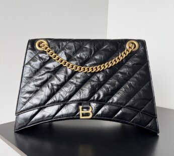 Crush Large Chain Bag Quilted In Black