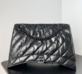 Crush Large Chain Bag Quilted In Black