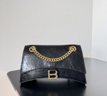 Crush Small Chain Bag In Black