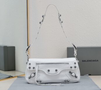 Le Cagole Small Sling Bag In White