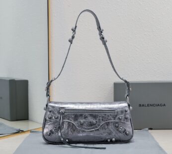 Le Cagole Small Sling Bag Metallized In Silver