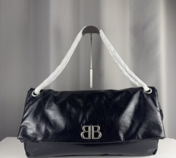 Monaco Large Chain Bag In Black