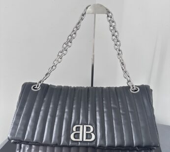 Monaco Large Chain Bag Quilted In Black