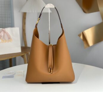 Marcie Hobo Bag In Grained Leather