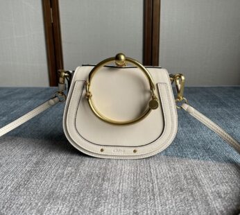 Nile Bag in White