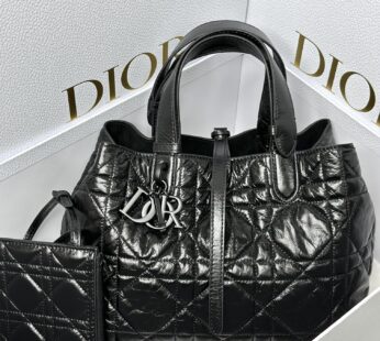 Medium Dior Toujours Bag Black Macrocannage Crinkled Calfskin