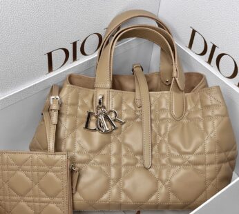 Medium Dior Toujours Bag Medium Tan Macrocannage Calfskin