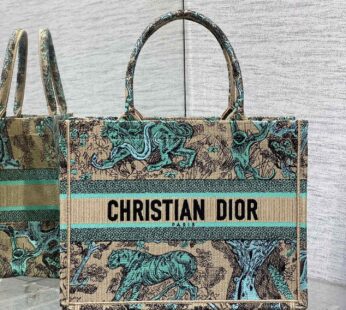 Medium Dioriviera Dior Book Tote Raffia with Aquamarina Toile de Jouy Sauvage Embroidery