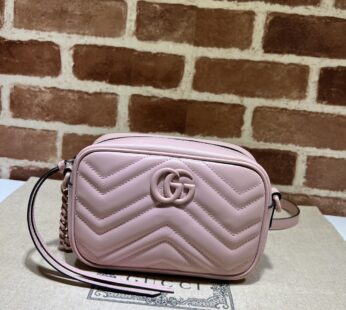 GG Marmont Small Shoulder Bag