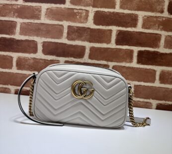 GG Marmont Small Shoulder Bag