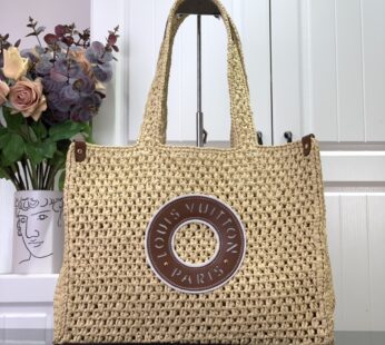 OnTheGo MM Other Monogram Canvas Natural/Tan Bag