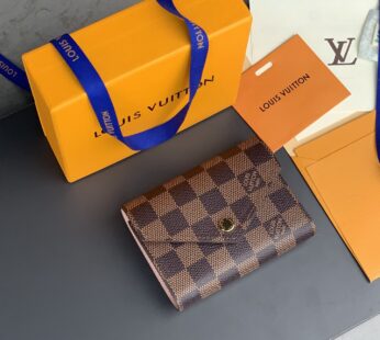 Victorine Wallet