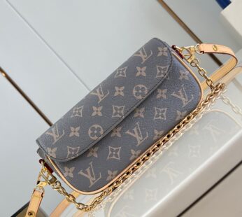 Wallet on Chain Ivy Other Monogram Canvas Trianon Gray Nano Bag