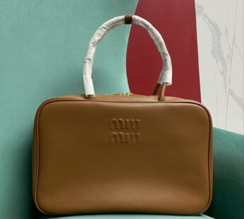 Leather Beau Bag Cognac