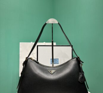 Aimée Large Leather Shoulder Bag