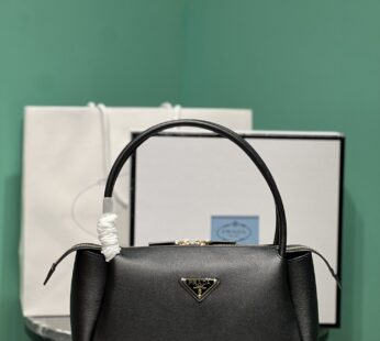 Medium Leather Handbag