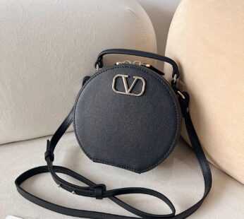 Garavani Vlogo Signature Calfskin Mini Bag Black