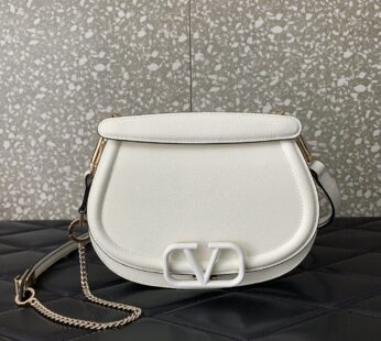 Garavani Vsling Shoulder Bag In Grainy Calfskin Ivory