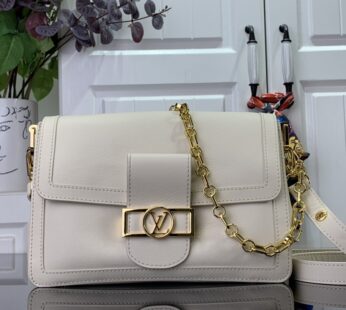 Dauphine Soft MM H27 White Bag