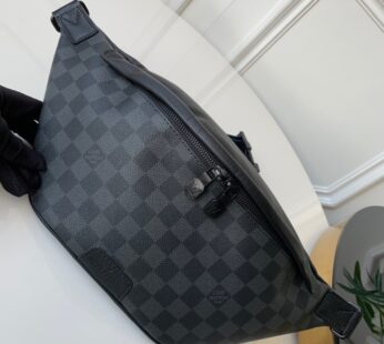 Discovery Bumbag Damier Bag