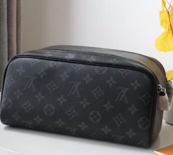 Dopp Kit Monogram Eclipse Bag