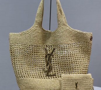 Icare In Raffia