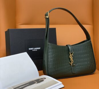 LE 5 À 7 In Crocodile-Embossed Shiny Leather Bag